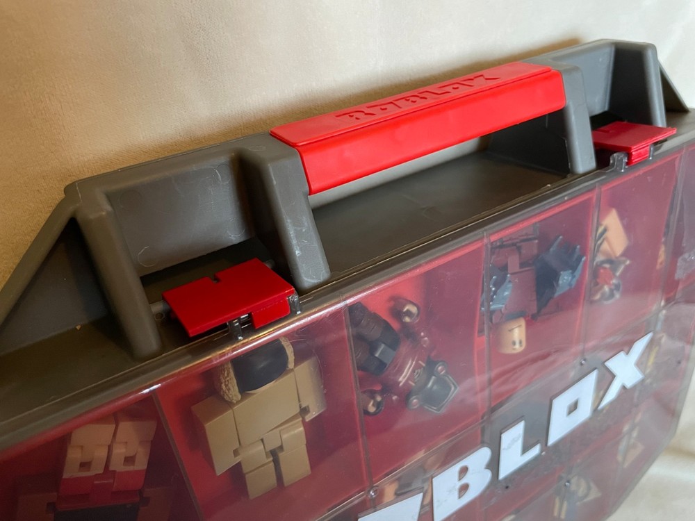 2 REPLACEMENT CLIPS Right + Left for ROBLOX Collector’s Toolbox Storage Case