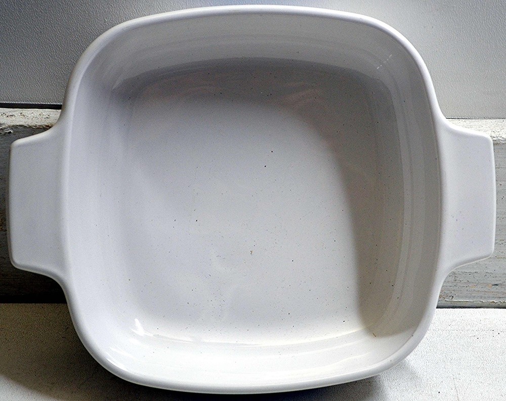 One Quart Corning Ware Dish - Blue Cornflower Range Oven or Microwave Safe