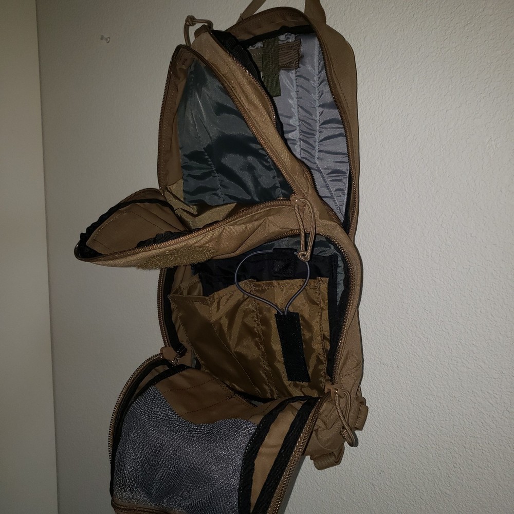 USMC Camelbak MULE Maximum Gear Day Assault Hydration Pack Backpack Coyote Brown