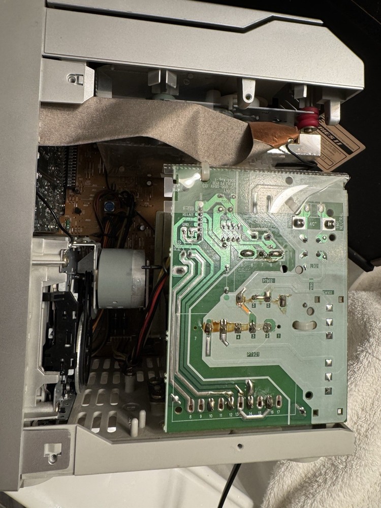 *READ DESCRIPTION: Cassette Doesn’t Work- Sony HCD-EP313 Bookshelf CD Player