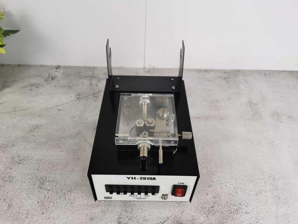 Automatic Soldering Machine Threading Circuit Board Welding Foot-out Machine
