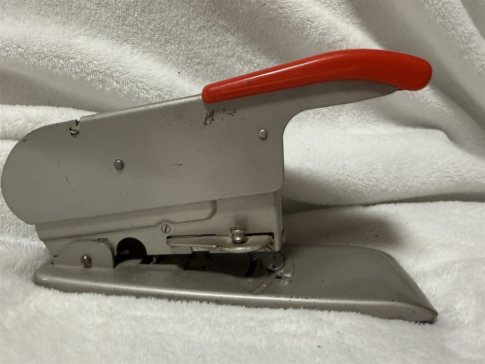 BATES STAPLER MODEL C WIRE FED MADE IN USA WITH PARTIAL ROLL WIRE