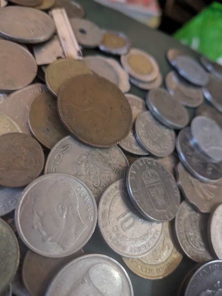 20 Foreign Coins Mixed Modern ! Random Pulls