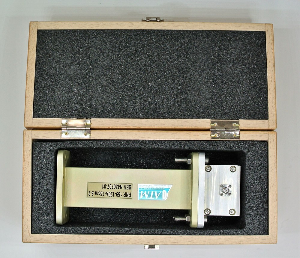 SAR Validation Dipoles