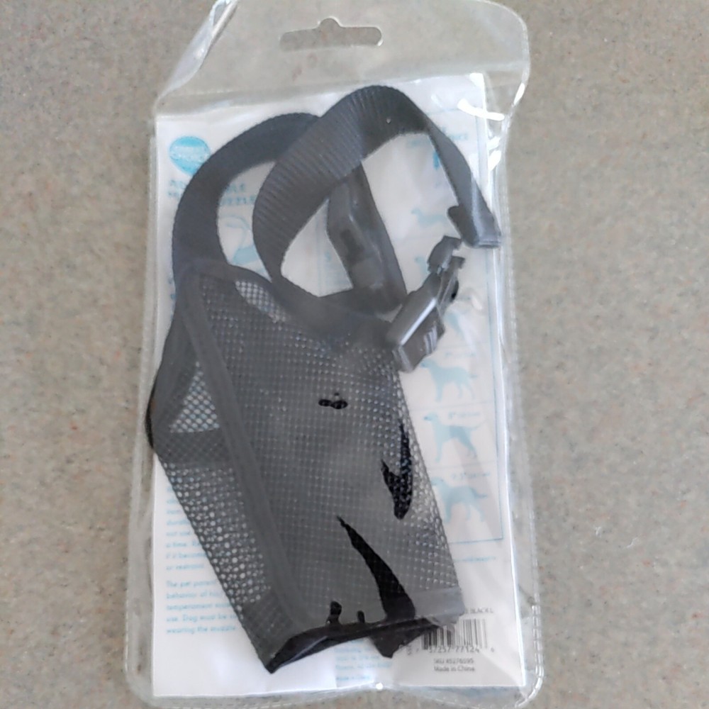 Great Choice Adjustable Mesh Muzzle L 60-80lbs allows drinking panting padded