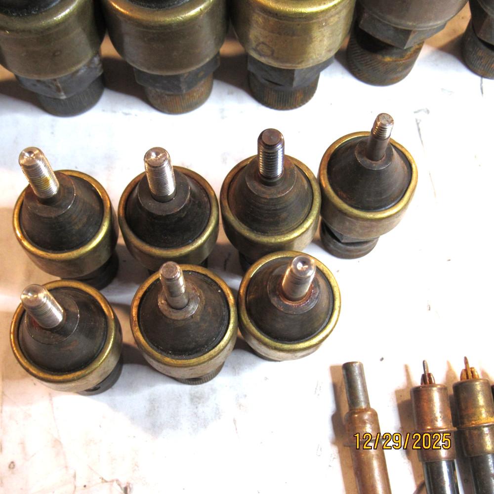 Assorted Hex Hand Wrench Threader