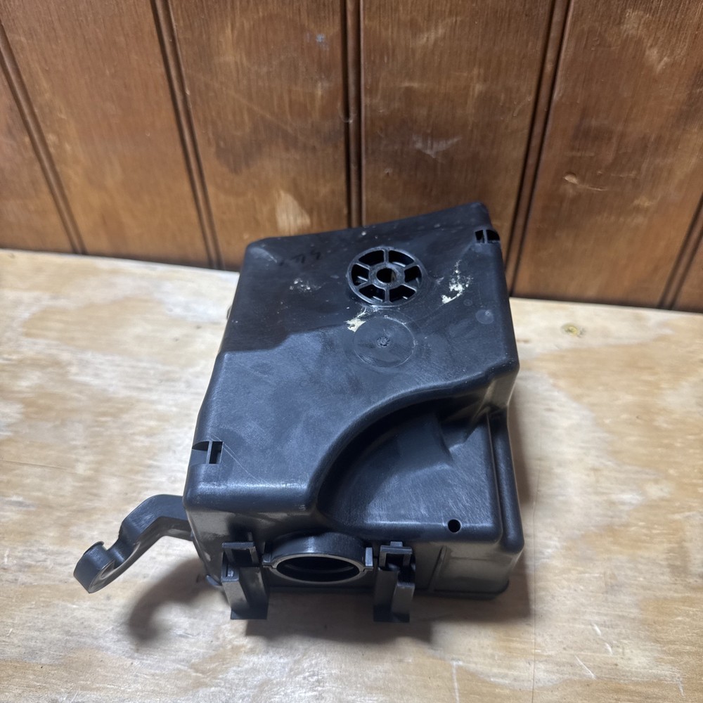 Genuine Nissan Control Module 284B7-5MP0E