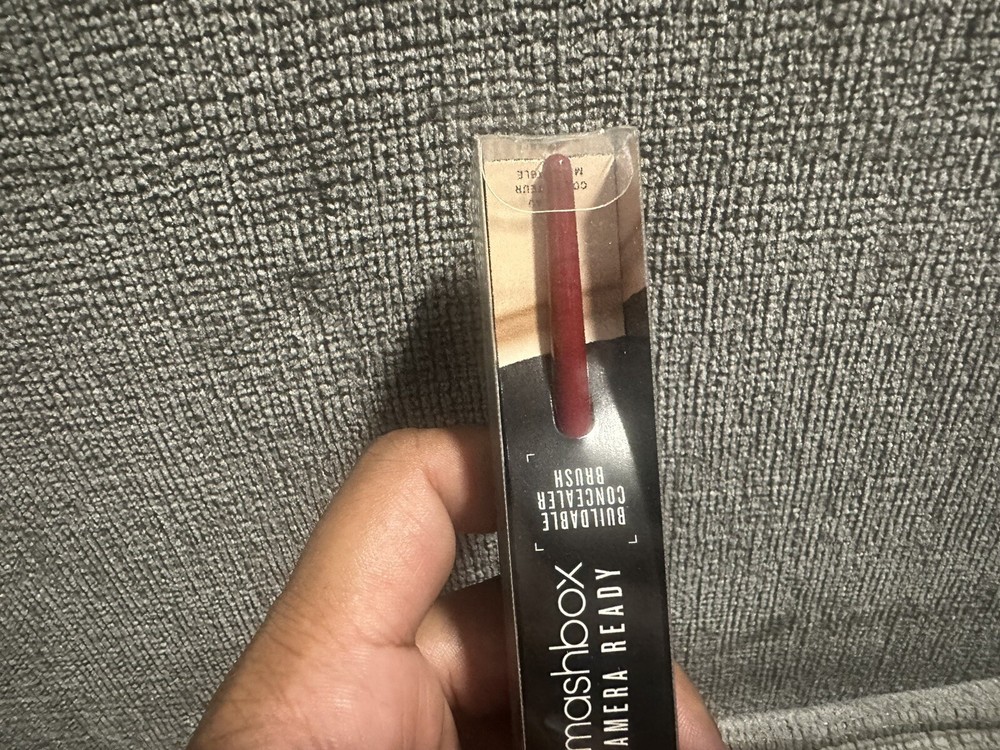 Smashbox Camera Ready Buildable Concealer Brush BNIB