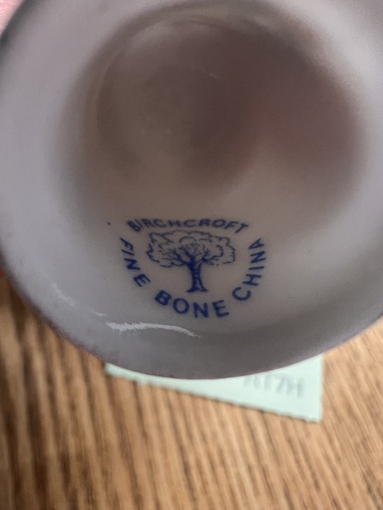 Emmerdale Fine Bond Bone China Thimble