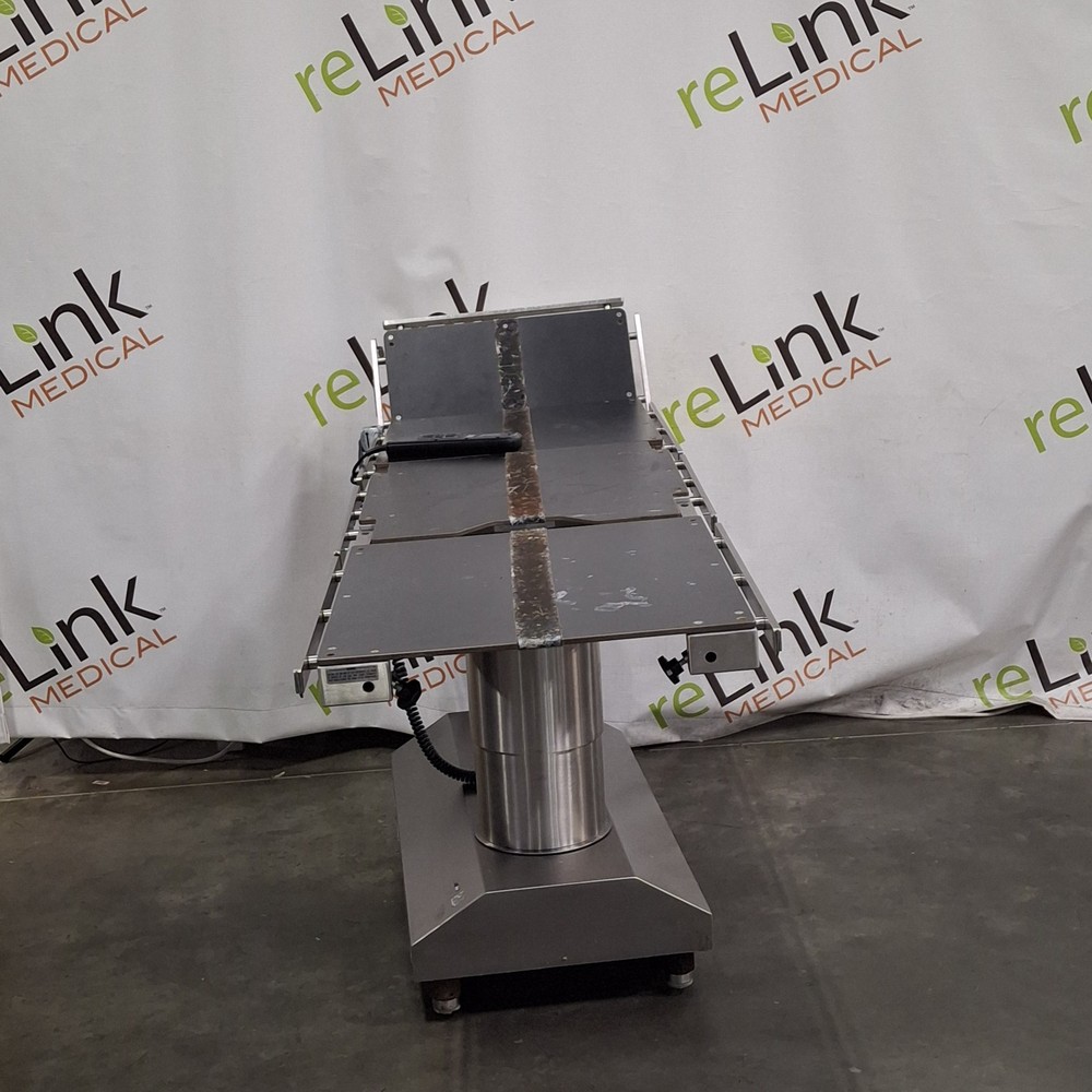 Skytron 1700 Elite Surgical Table