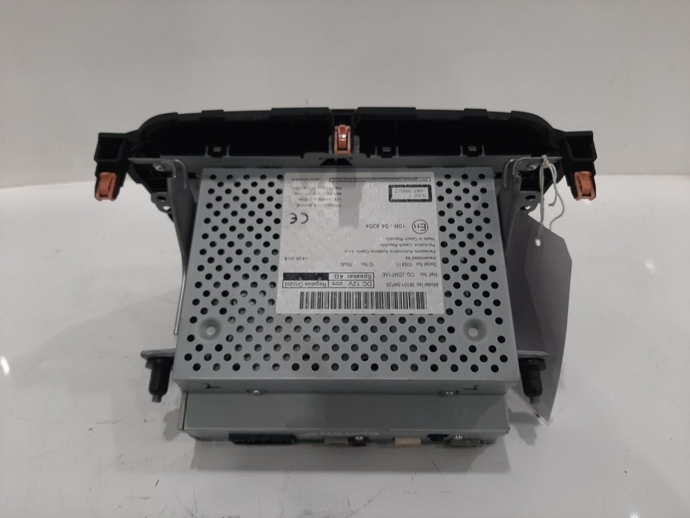 2018 SUZUKI VITARA Mk4 Radio/CD/Stereo Head Unit No Code Available