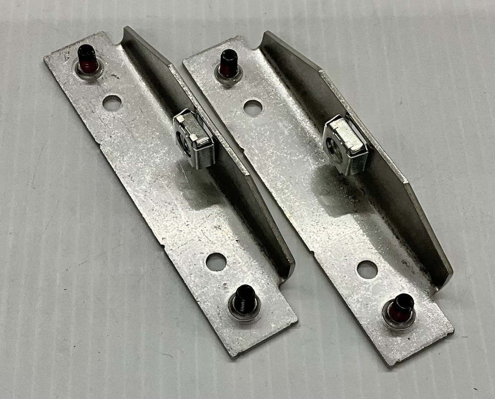 Whelen Justice LED LIGHTBAR Nut Plate Set