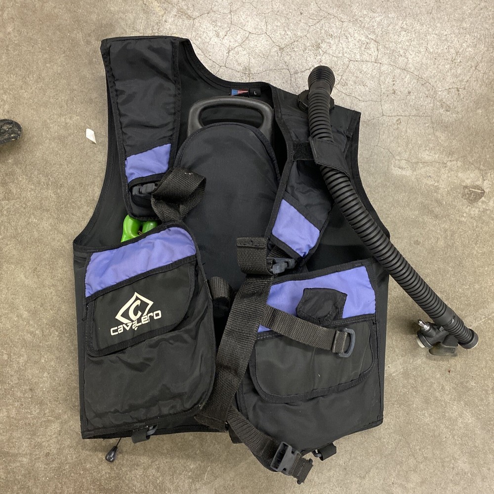 Cavalero Aqua Lung Divers Vest Size Medium (Pair)