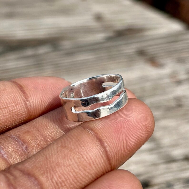 Solid 925Sterling Silver Cut-Out Wave Design Modern Geometric Band Handmade Ring