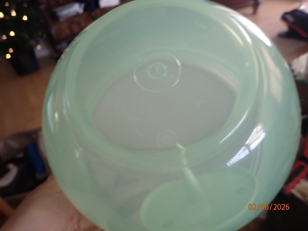 Tupperware Lettuce Keeper Crisper Super Crisp-It Lettuce Keeper