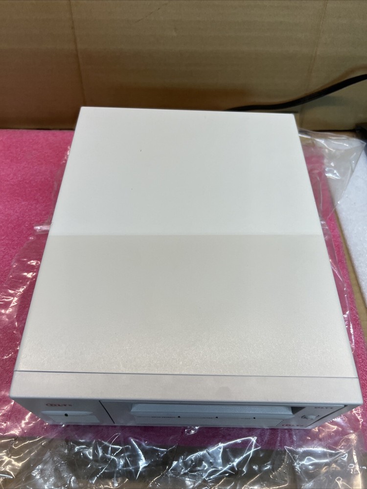 Quantum DLT1e BH1BA-YF External Tape Drive