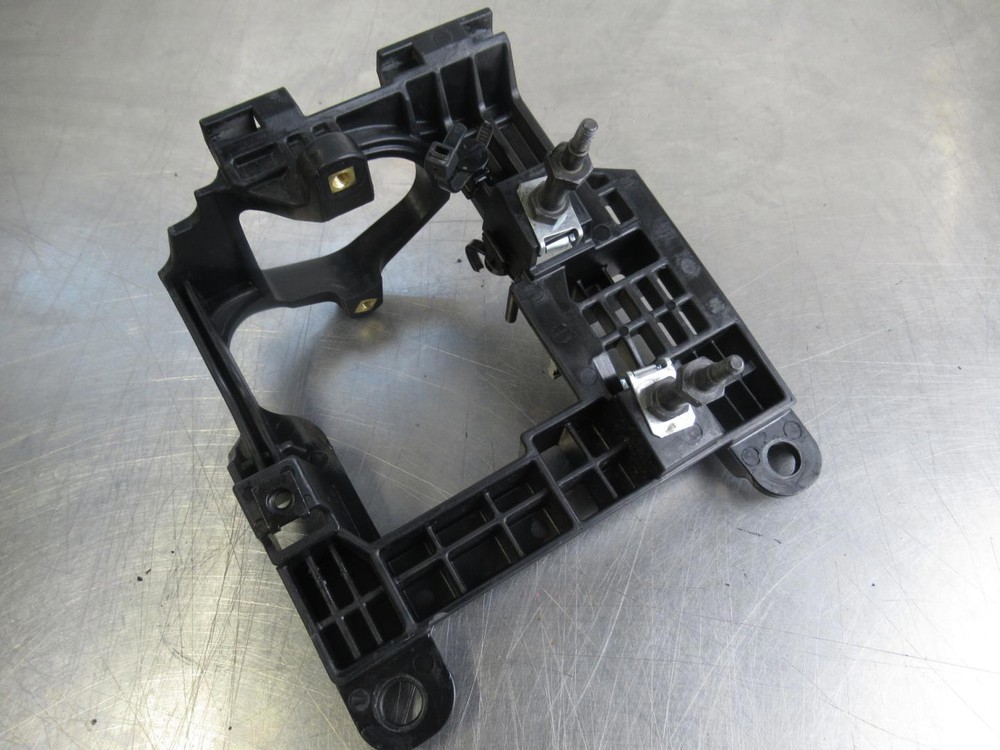 EB1403 2017 17 DUCATI MONSTER 1200S BATTERY COVER BRACKET