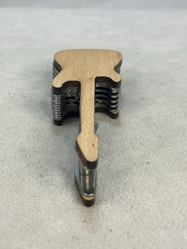 Kikkerland Guitar Multitool