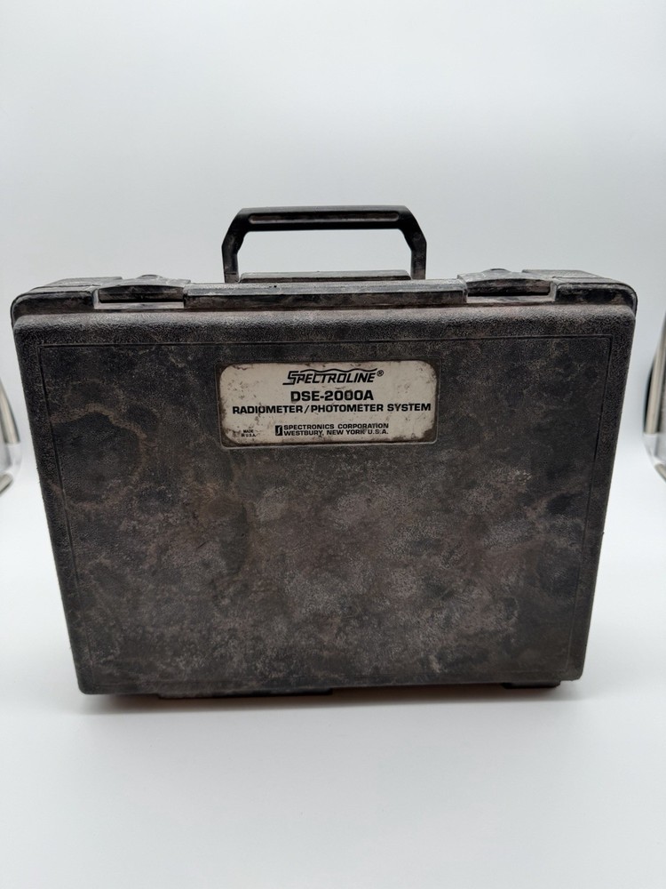 SPECTROLINE DSE-2000A RADIOMETER / PHOTOMETER Untested
