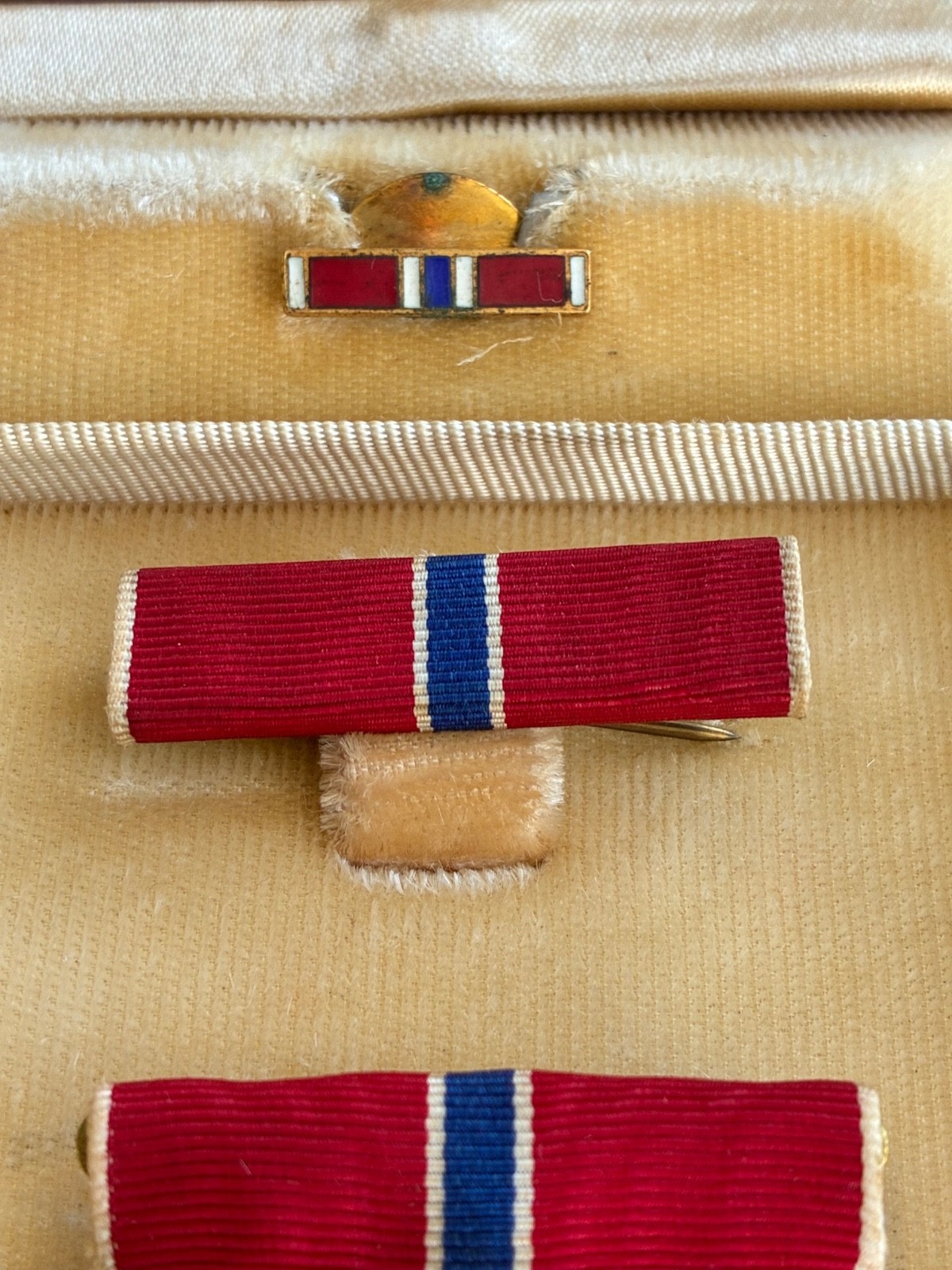 bronze star medal wwii - (w case, clipping, and docs) awarded to Lt Col R.B