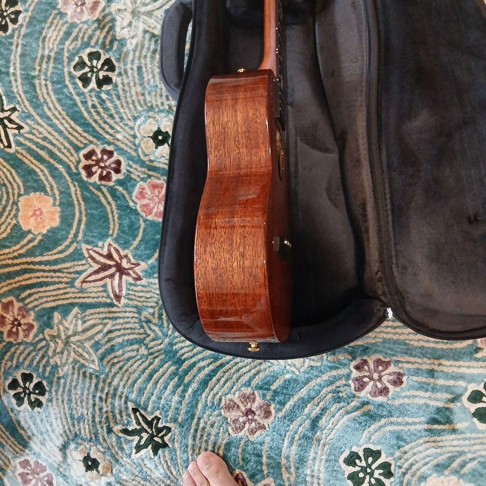 Enya Tena Ukulele EUTM6