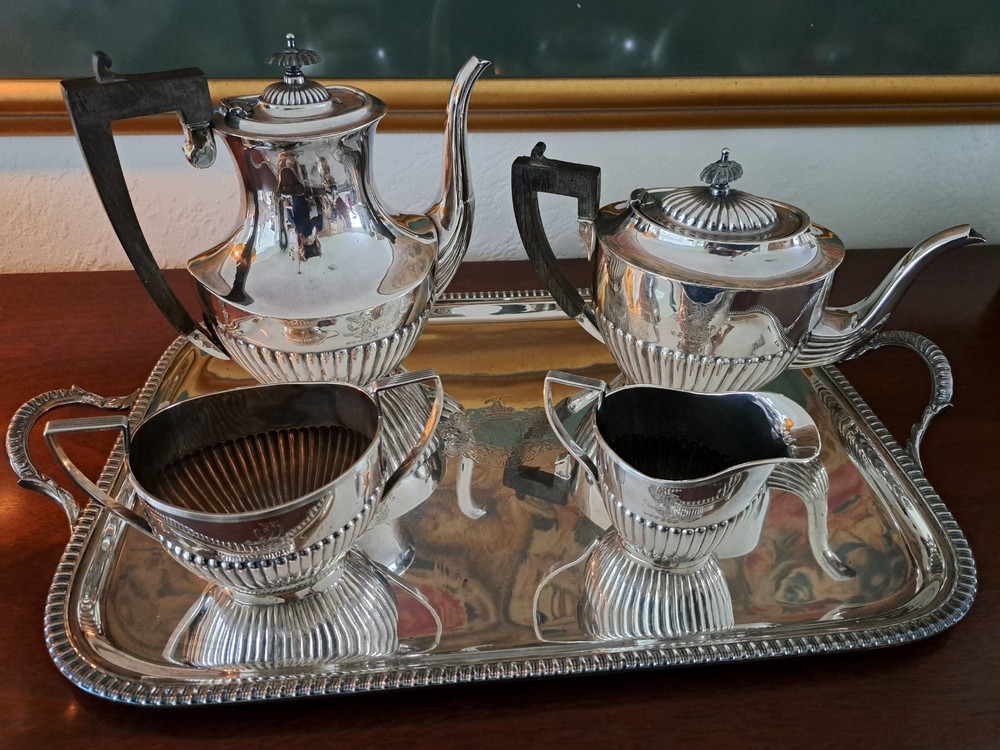 English SIlverplate 5 Piece Tea Set