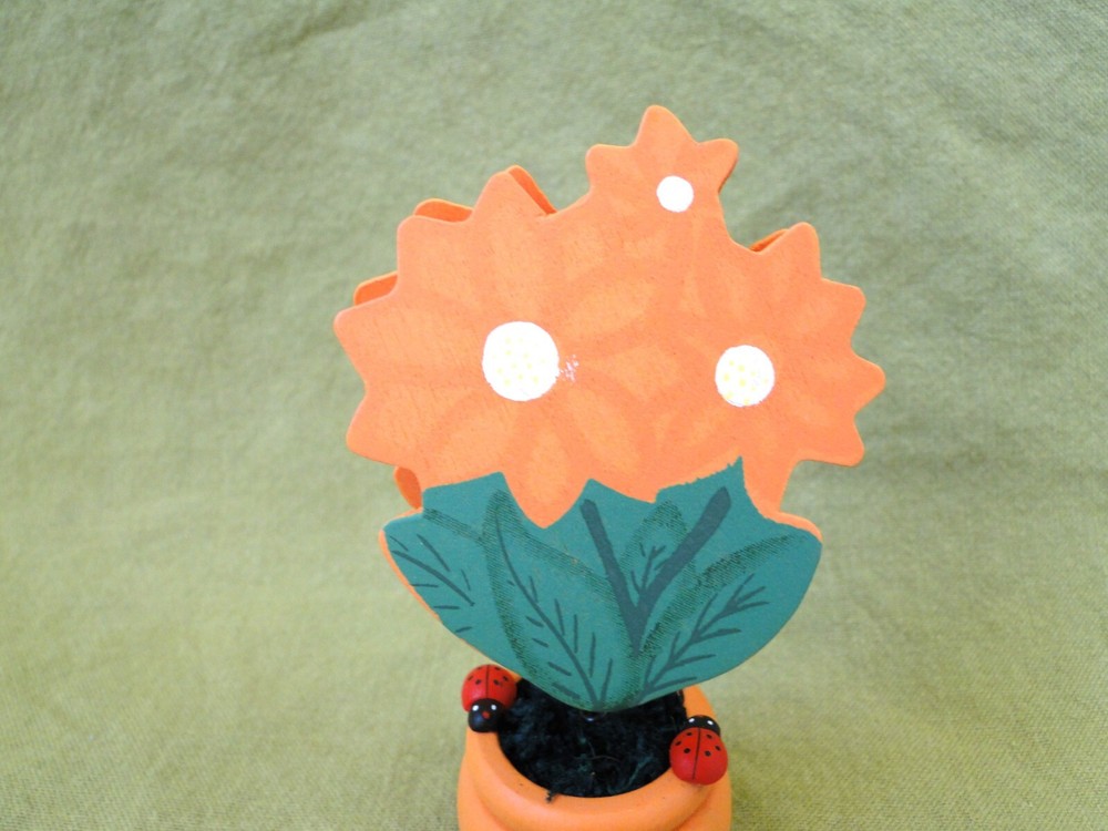 Orange Flower Note Holder