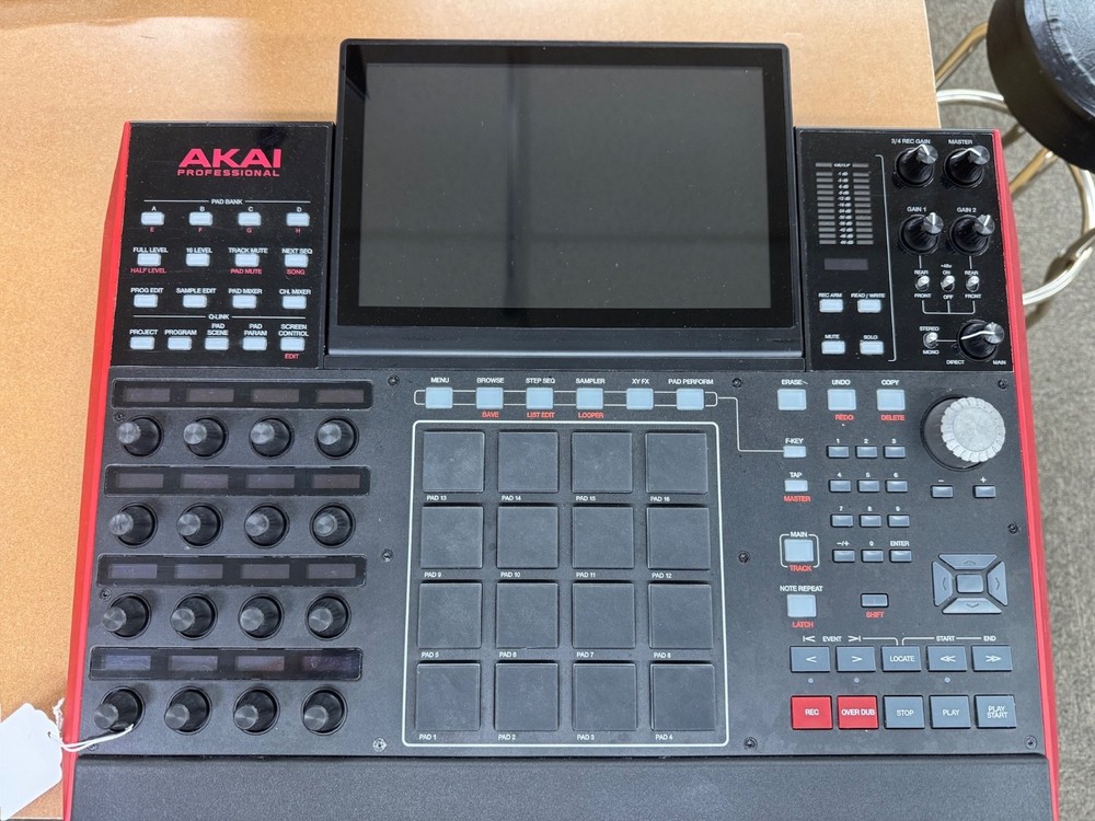 Akai Professional MPC-X Standalone Sampler and Sequencer