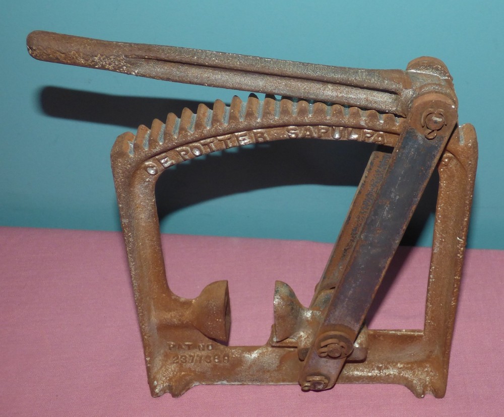 Vintage C.E Potter Cast Iron Nut Cracker Sapulpa Oklahoma Nutcracker