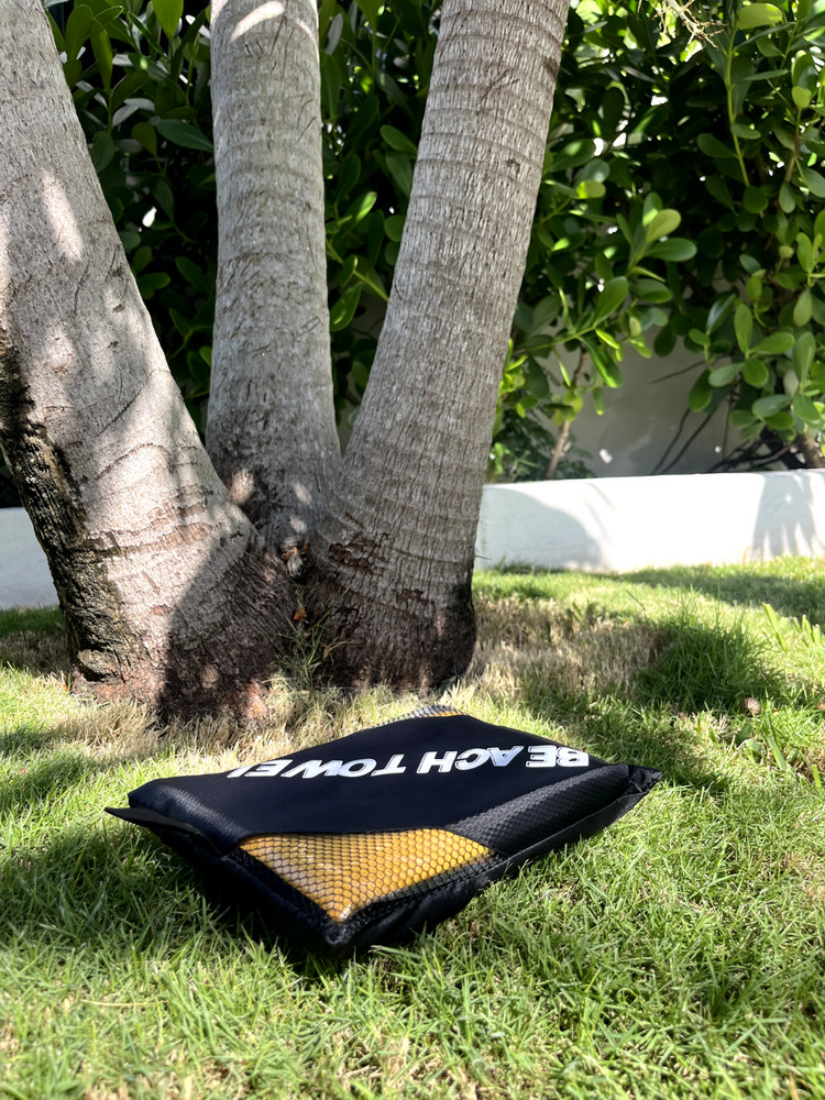 Microfiber Towel Beach/Travel/Yoga Mat - Solid Yellow