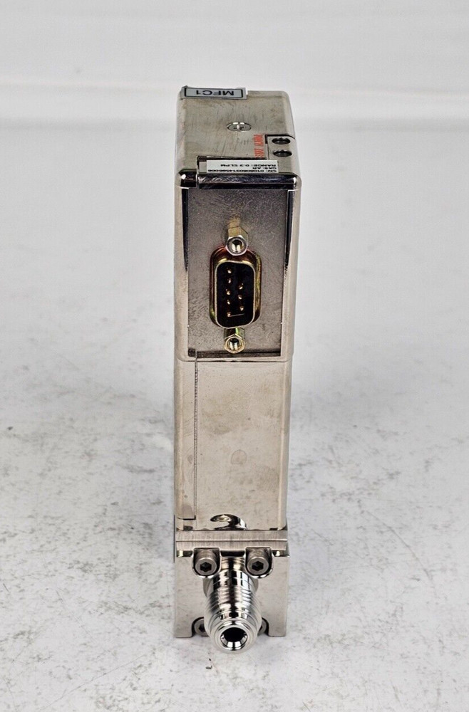 Brooks Instrument mass flow controller MFC SLA7950S1EGG1D2A1 AR 1 SLPM