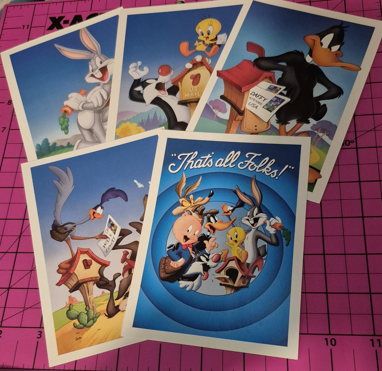 USPS LOONEY TUNES Five Pre-stamped Postcards  20, 21 Cents 1997-2001