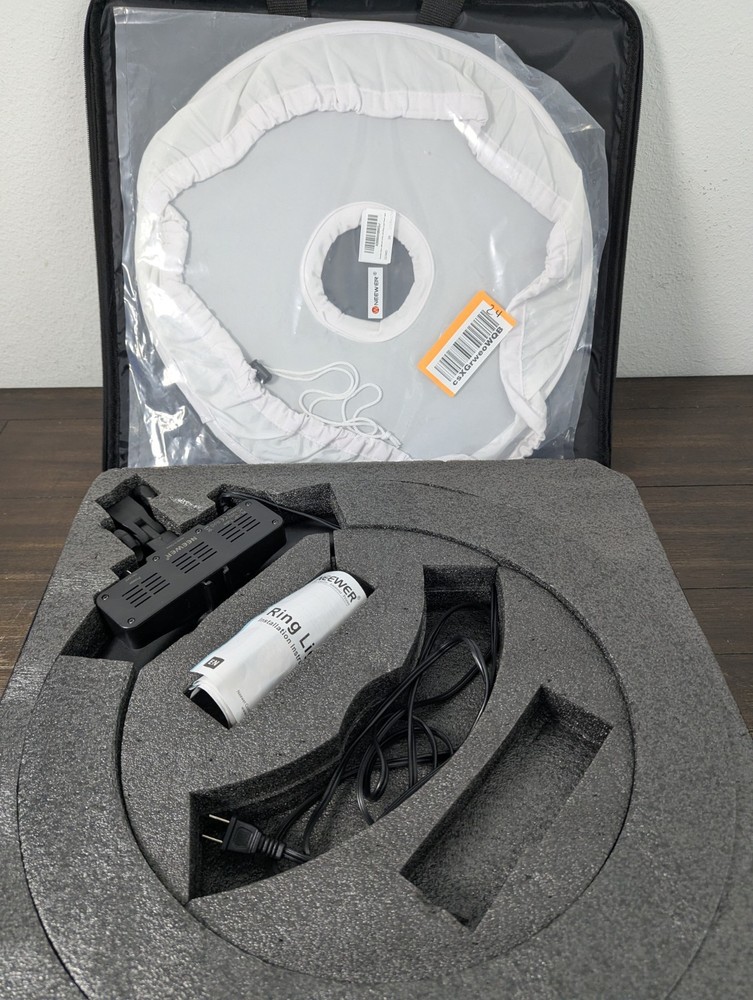 Neewer RL-18, Large 18 Inch Ring Light 55W LED Ringlight, Diffuser & Case *READ*