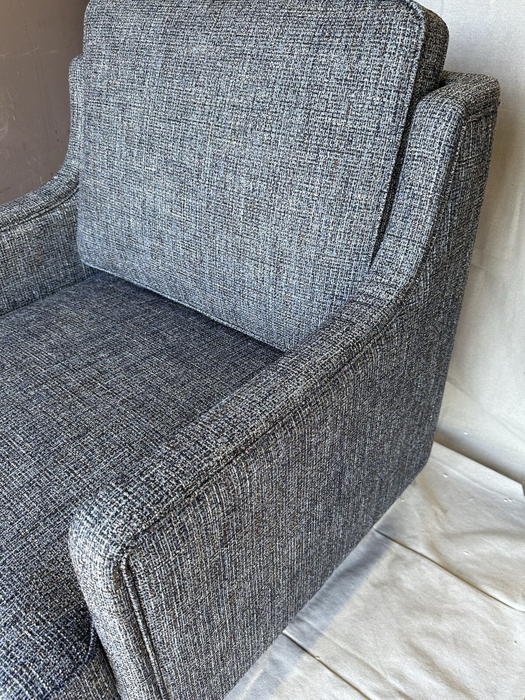 Skypad Lounge Chair