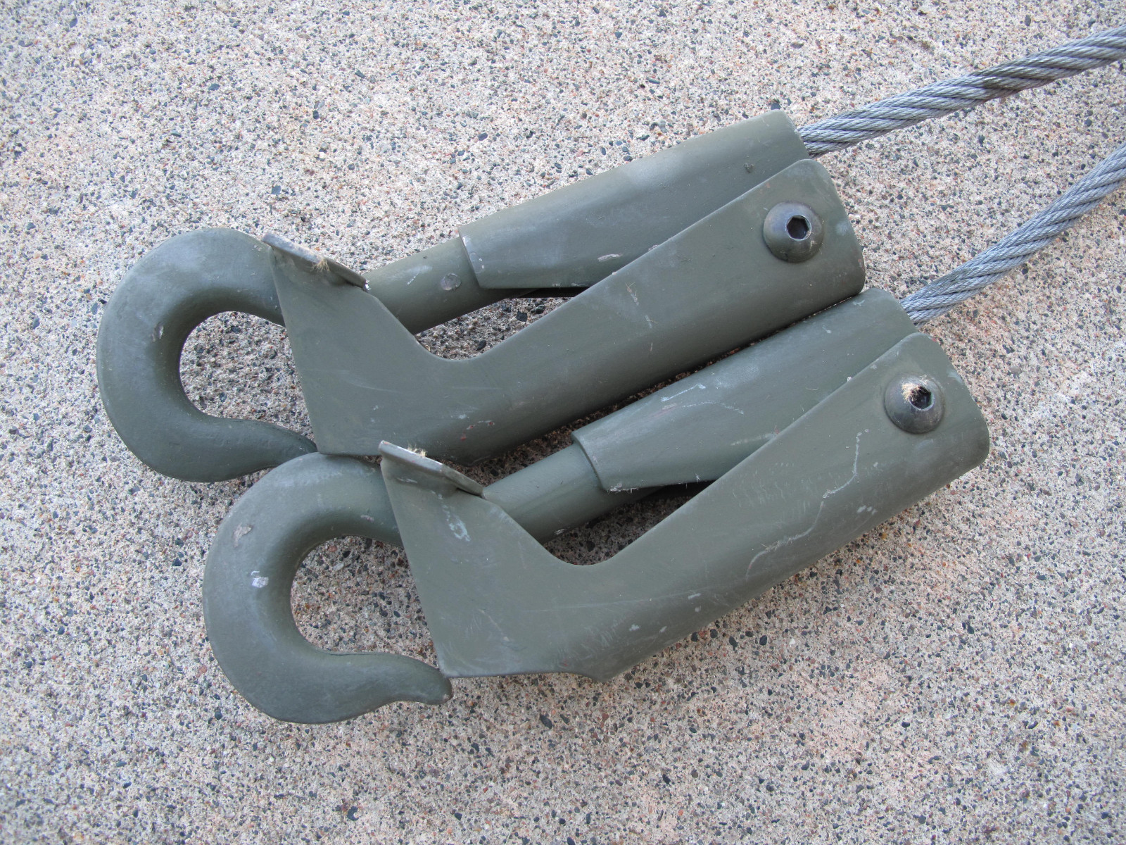 USA Military H.D. "BOMB" Lifting Straps with 6 Safety Hooks & 5400 lb. Capacity