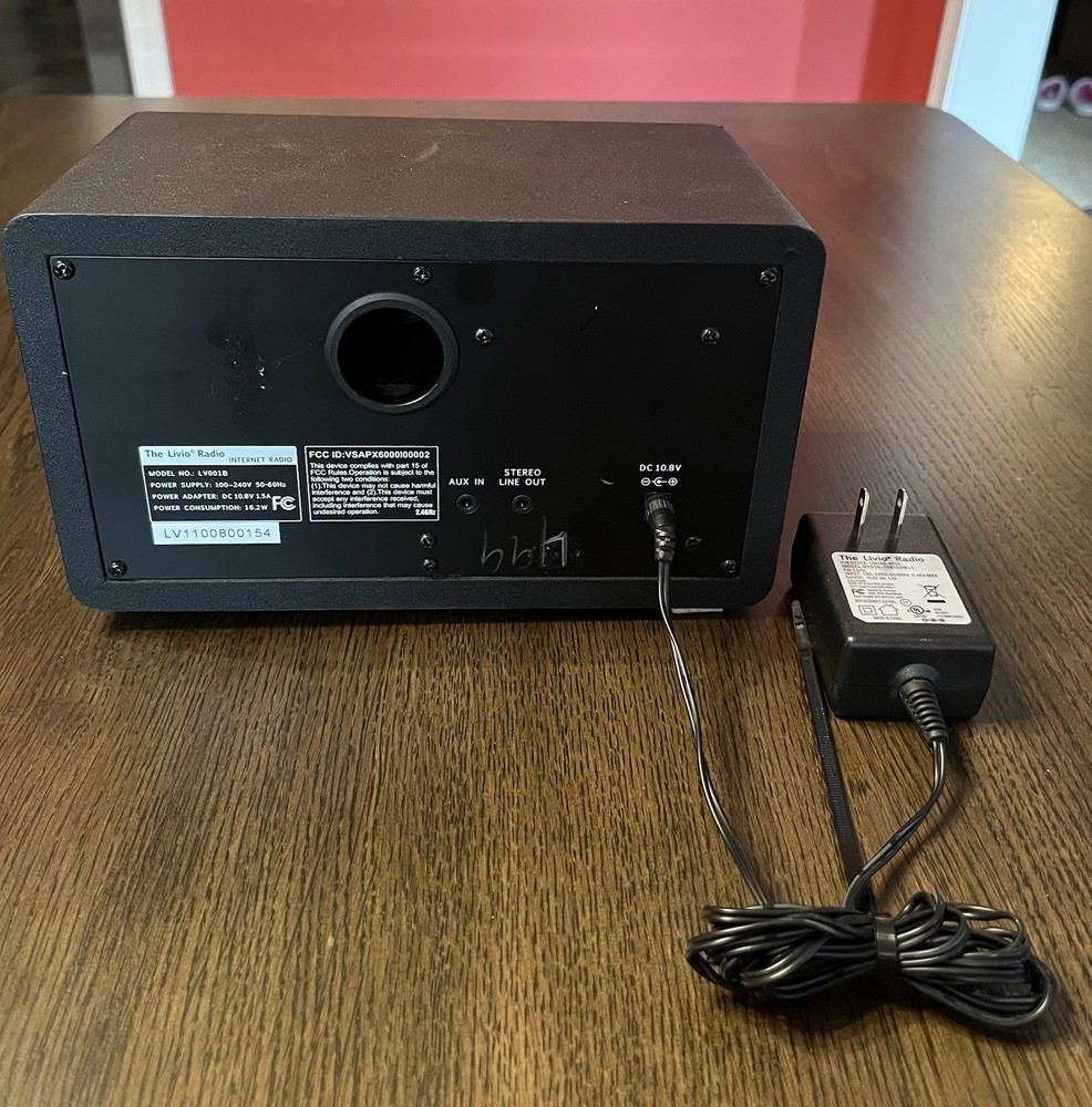 THE LIVIO RADIO LV001B INTERNET RADIO PANDORA WITH POWER CORD! READ DESCRIPTION