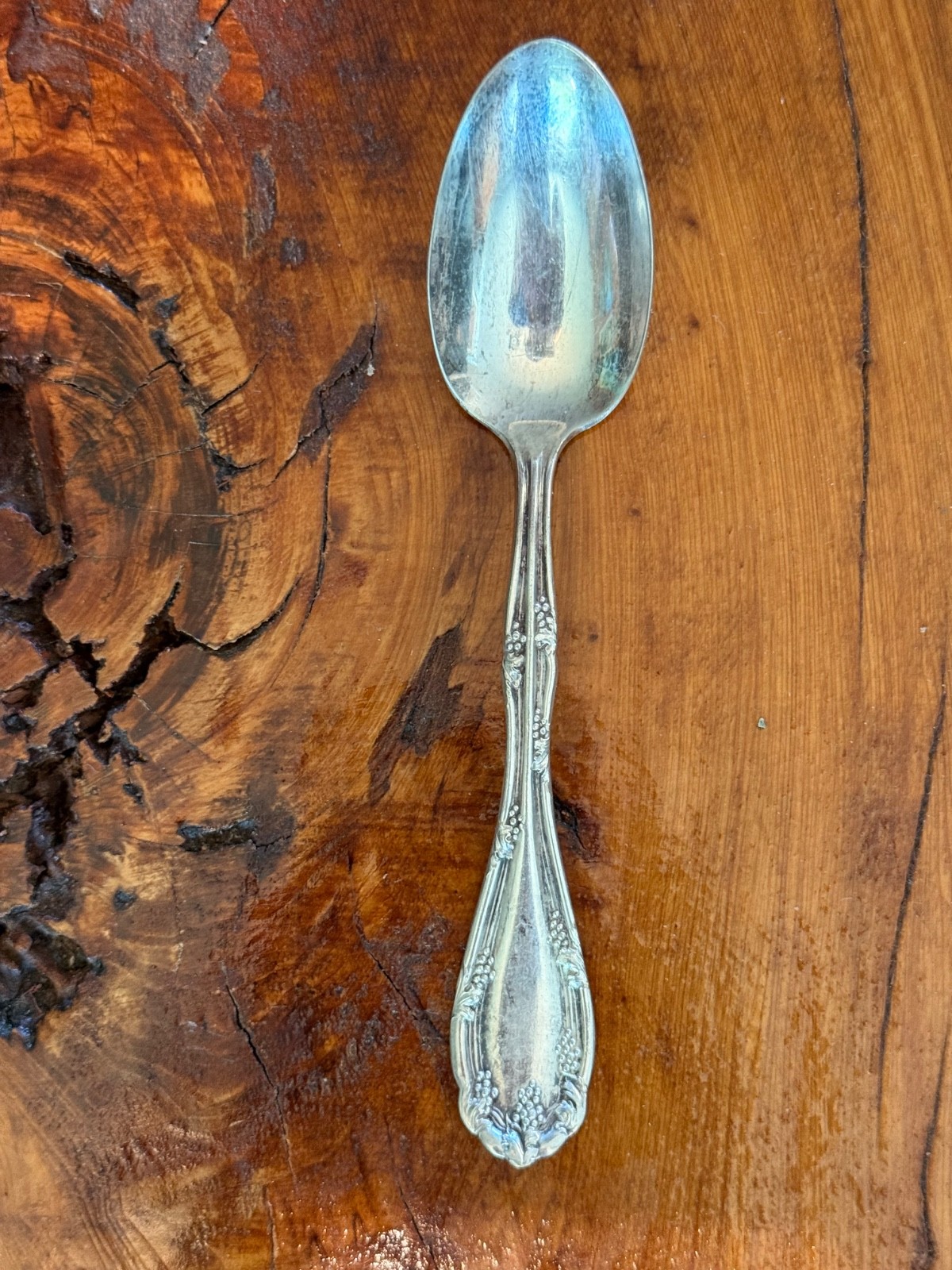 Puritan Silver. Co 1914 GRAPE Silverplate 5&7/8” Teaspoon