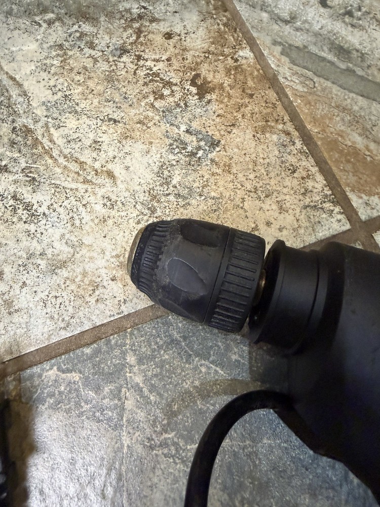 DRILL MASTER 3/8" VARIABLE SPEED REVERSIBLE CORDED DRILL 60614