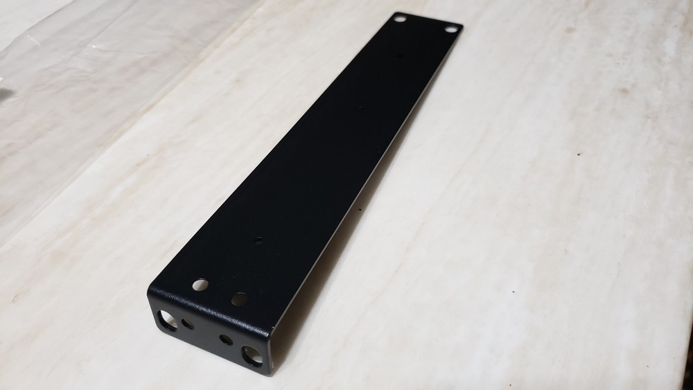 Crestron Modular Amplifier Rack Ear, Half Width 2046652