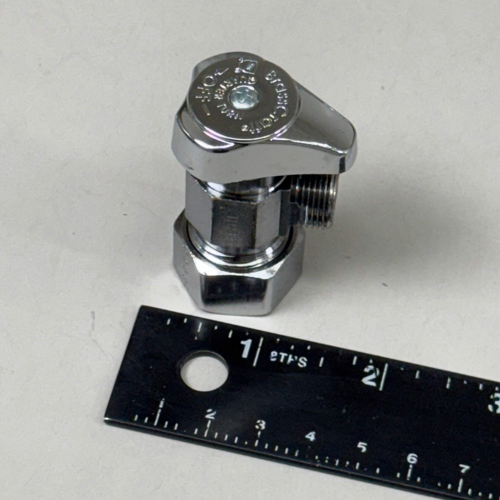 BRASS CRAFT (New) 1/2" Compr. Angle Stop Valve