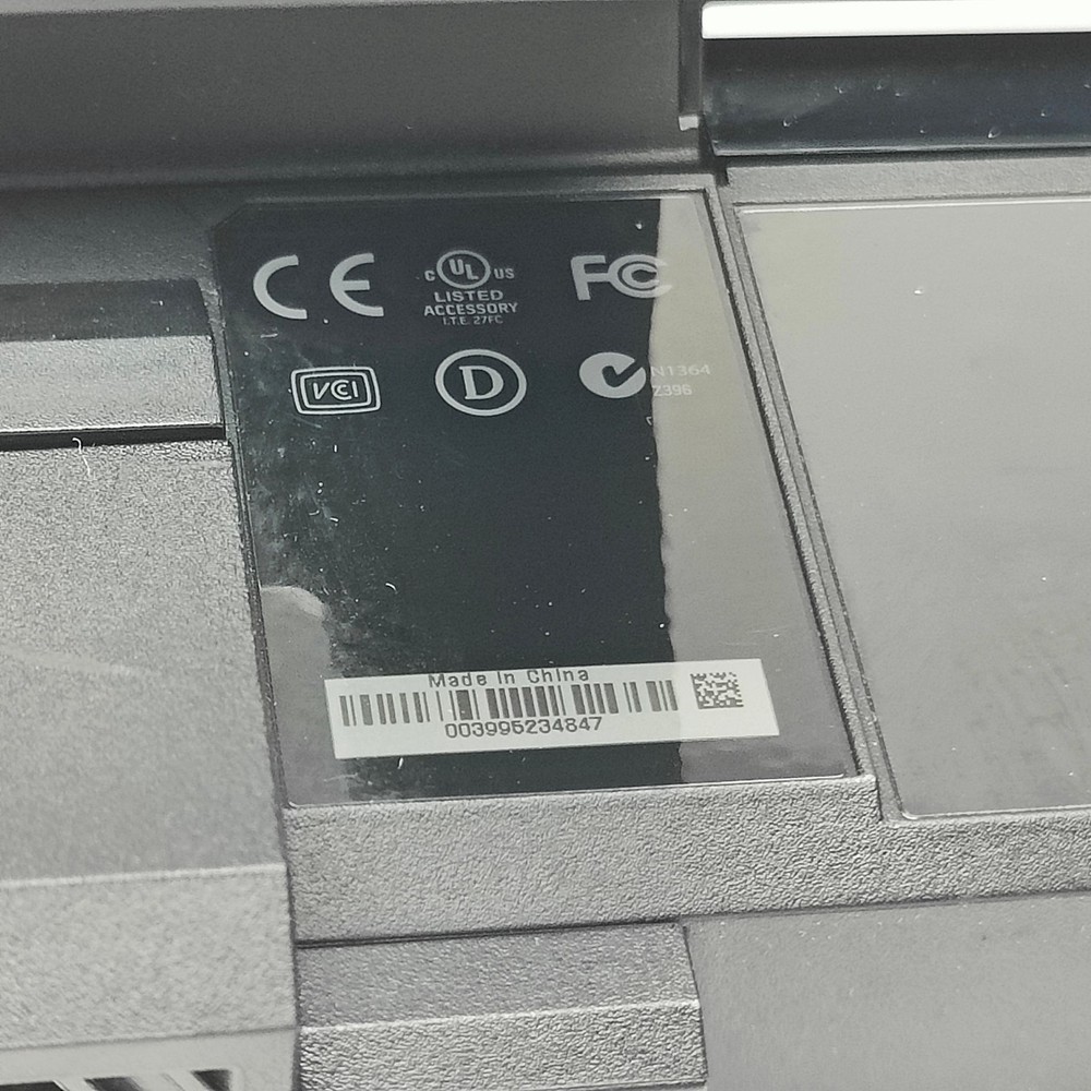 Microsoft Kinect Sensor Xbox One Model 1520 Motion Tracking Camera Controller