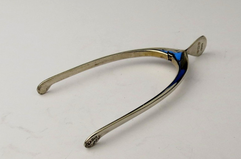 English Birmingham wishbone sugar tongs 1905 William Hair Haseler