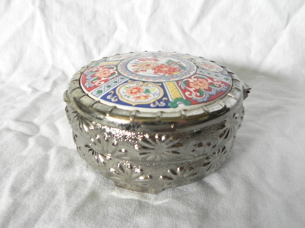 FB Rogers JEWELRY TRINKET BOX Silver Plate With Red Felt Lining