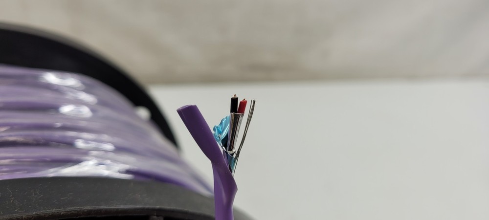 1000FT Belden Wire 6300FE 18/2C Shielded Media Control/Audio Cable Plenum Violet