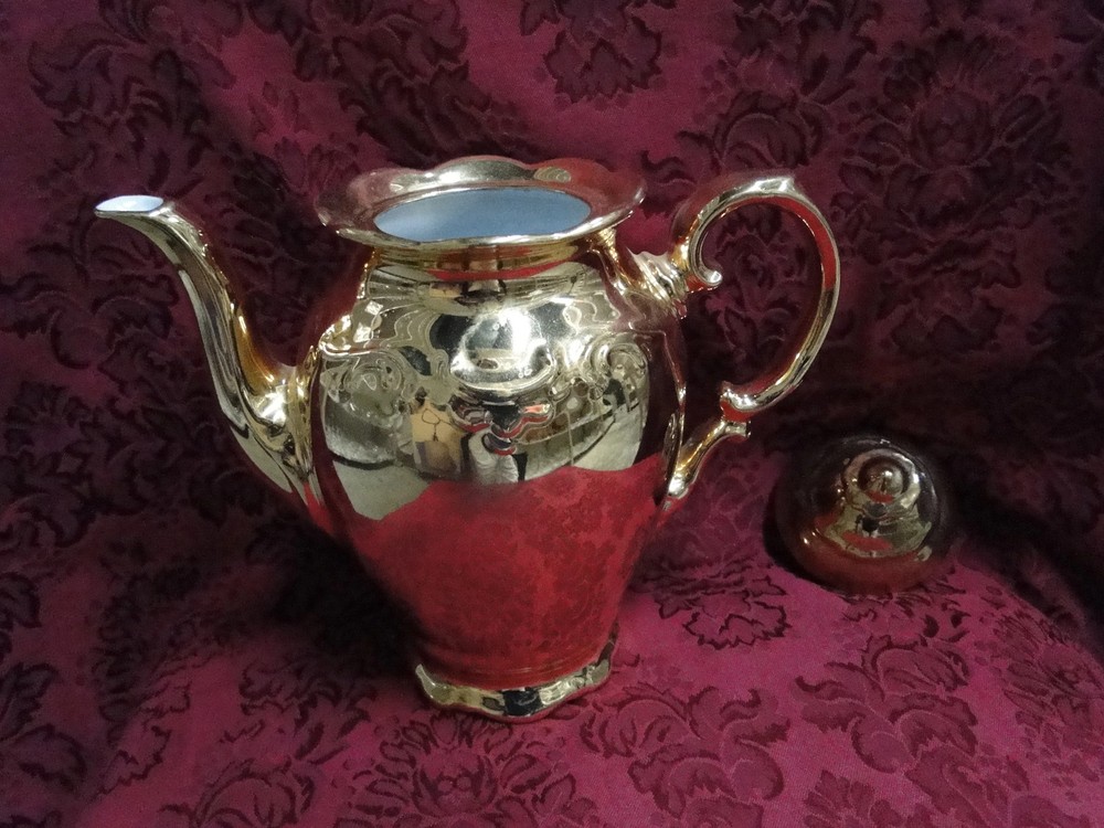 Schumann White Elegance w/ Gold Glaze: Coffee Pot & Lid