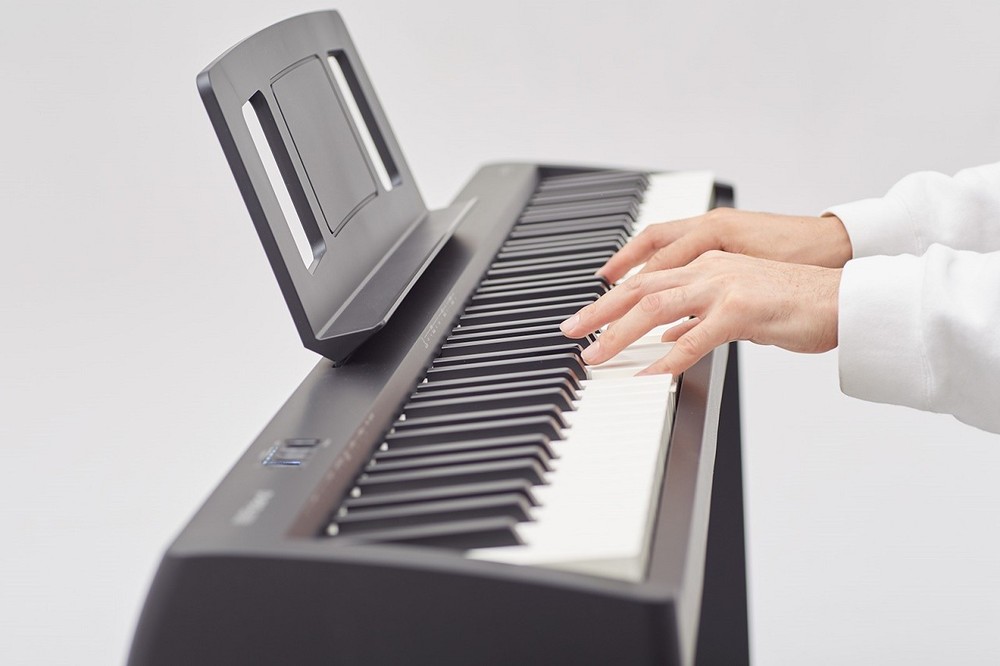 Roland FP-10 BK E-Piano