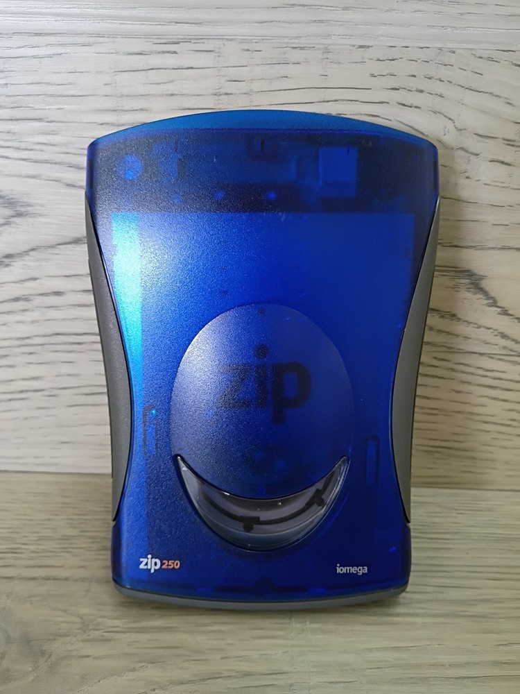 Iomega Zip 250 USB External Disk Drive Z250USBPCM Read Description