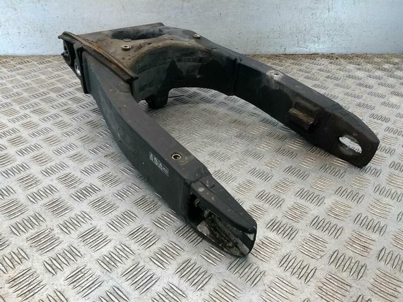 Triumph SPEED FOUR 600 (02-06) Swinging Arm