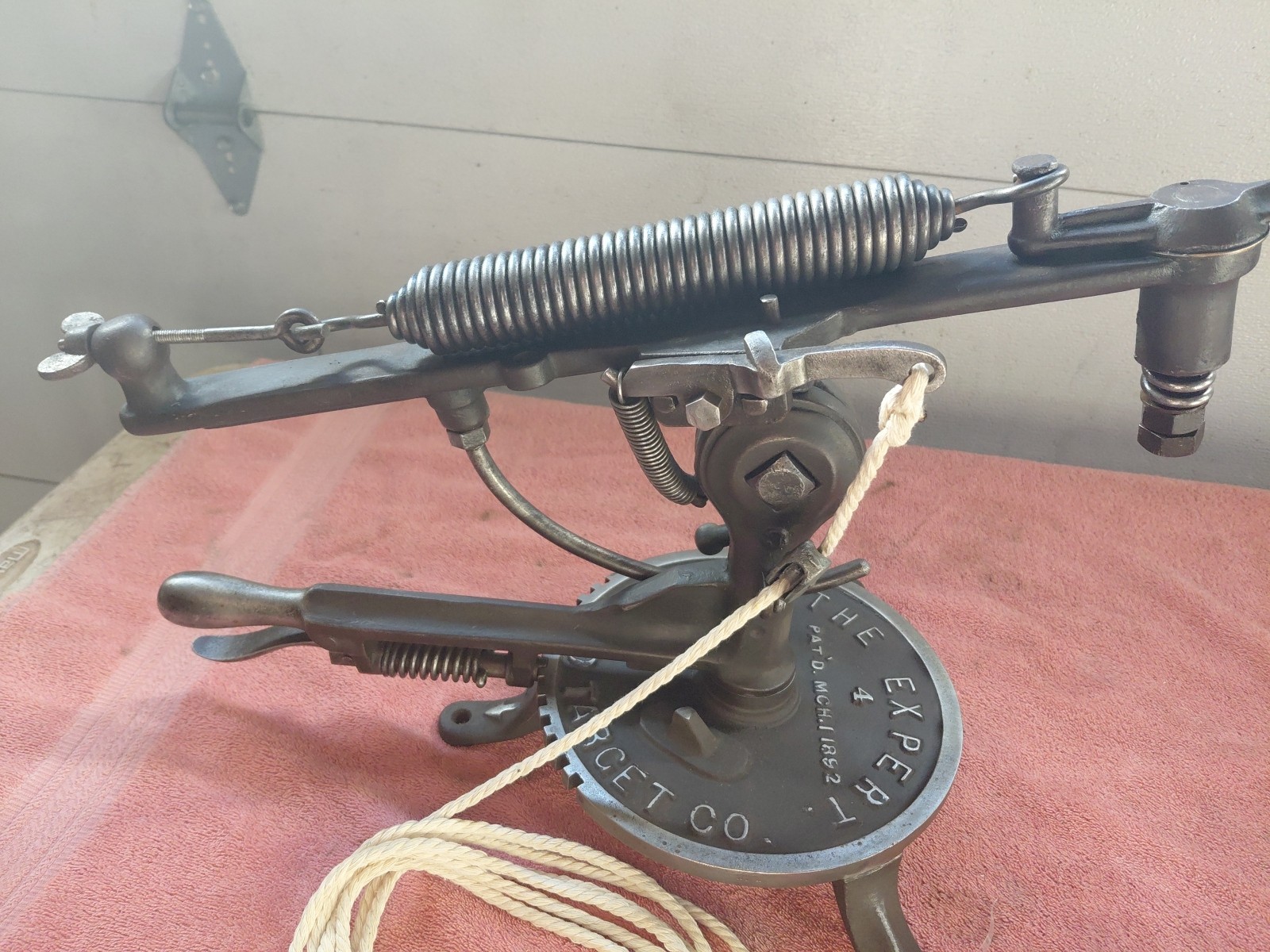 The Expert 1892 Skeet Pigeon Shooter Blue Rock Trap Cleveland Target Co #4 2