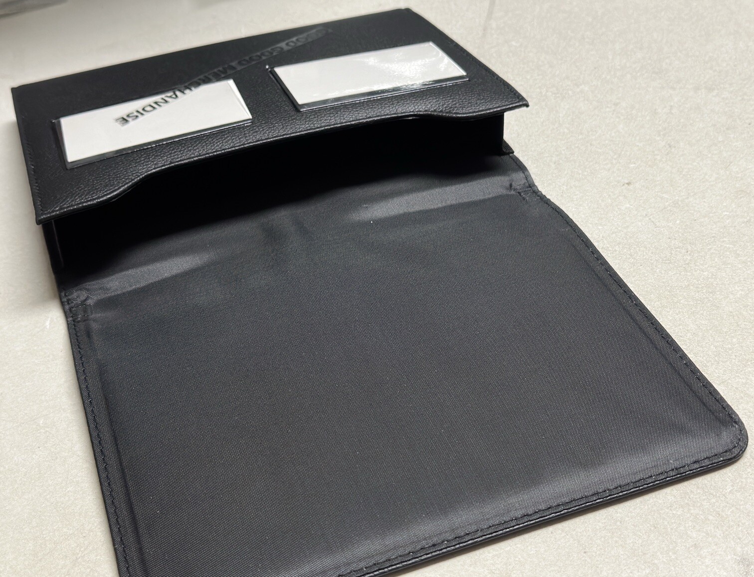 GMC CASE FOR OWNERS OWNERS MANUAL OPERATOR'S USER GUIDE LEATHER